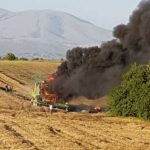 πυρκαγιά σε θεριζοαλωνιστική μηχανή στην Λάρισα