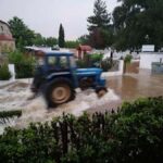 Κλειστοί δρόμοι και εγκλωβισμένοι οδηγοί στον Λαγκαδά - Πλημμύρισαν σπίτια και καταστήματα (ΦΩΤΟ)