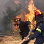 Μεγαλη πυρκαγιά σε δασική έκταση στη Νεμέα Κορινθίας.