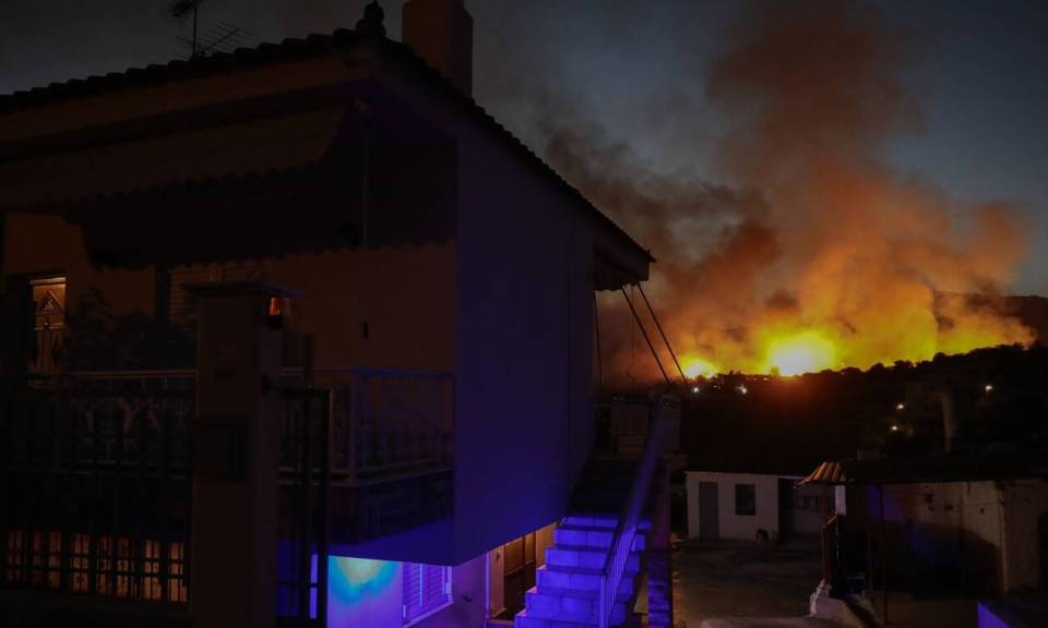 Πυρκαγιά σε χορτολιβαδική έκταση στο Ηράκλειο Κρήτης