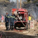 Υπό μερικό έλεγχο η πυρκαγιά στη Σιθωνία