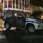 Επεισόδια στη Λεμεσό: Χειροπέδες σε 7 νεαρούς – Τραυματίστηκαν 4 αστυνομικοί και ένας πυροσβέστης