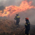 Πυρκαγιά σε αγροτική έκταση στα Νιφοραίικα Αχαΐας