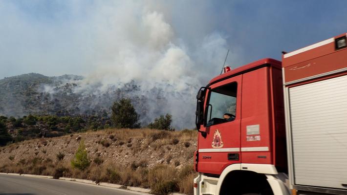 Πυρκαγιά σε χορτολιβαδική έκταση στα Μητατα Κυθήρων