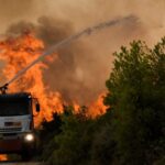 Πυρκαγιά σε δασική έκταση στη Μάνδρα