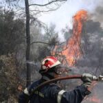 Πυρκαγιά σε δασική έκταση στο Χιλιομόδι Κορινθίας