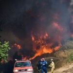 Πυρκαγιά στην Ανατολική Μάνη: Μάχη με τις αναζωπυρώσεις σε Σκαμνάκι, Δεσφίνα και Καρέα