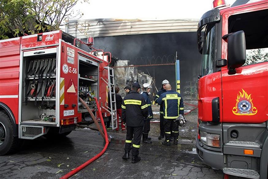 Πυρκαγιά σε αποθήκη στο Βλαχογιάννι Ελασσόνας