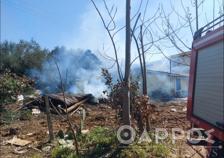 Πυρκαγιά εν υπαίθρω στον Αντικάλαμο Μεσσηνίας (Φωτό)