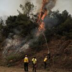 Πυρκαγιά από κεραυνό στην περιοχή Πούντα και στο Λιμνονάρι στην Σκόπελο