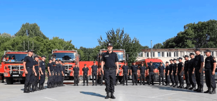 Έφτασε στην Αθήνα η πρώτη αποστολή πυροσβεστών από την Ρουμανία