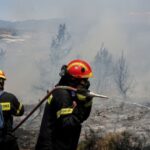 Πυρκαγιά σε εξέλιξη σε ξερά χόρτα στην ανατολική Θεσσαλονίκη