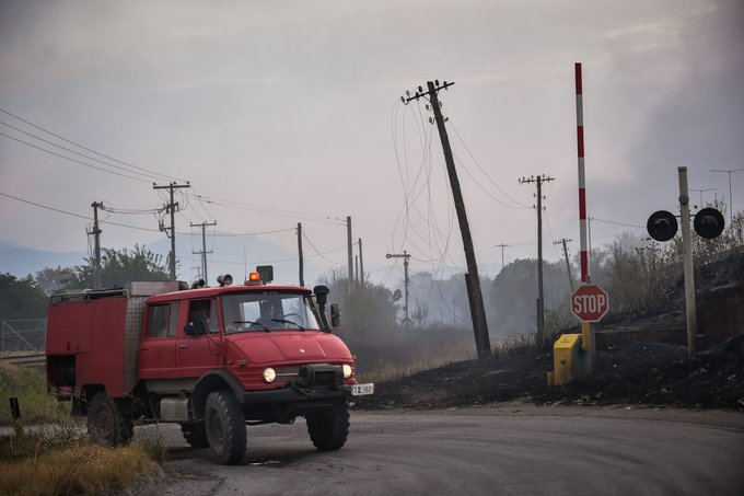 Μαίνεται η πυρκαγιά στη Μαγνησία, καίγεται για 10η ημέρα η Ρόδος – Αναζωπυρώσεις στην Κάρυστο