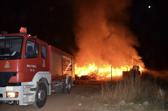 Πυρκαγιά σε χαμηλή βλάστηση στην περιοχή Πάλιρο στην Ανατολική Μάνη