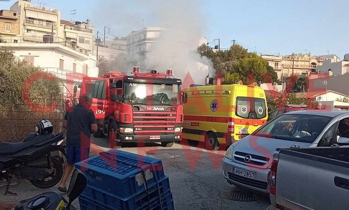 Πυρκαγιά σε χώρο αποθήκης στην περιοχή του Κατσαμπά στο Ηράκλειο