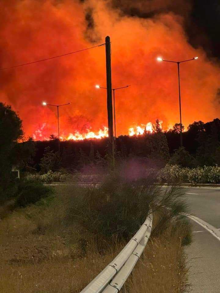 Πυρκαγιά σε αγροτοδασική έκταση στο Άνω Δασκαλειό Αττικής