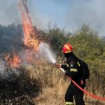 Πυρκαγιά σε χαμηλή βλάστηση στη θέση Σταυρός του δήμου Κεντρικών Τζουμέρκων Ηπείρου