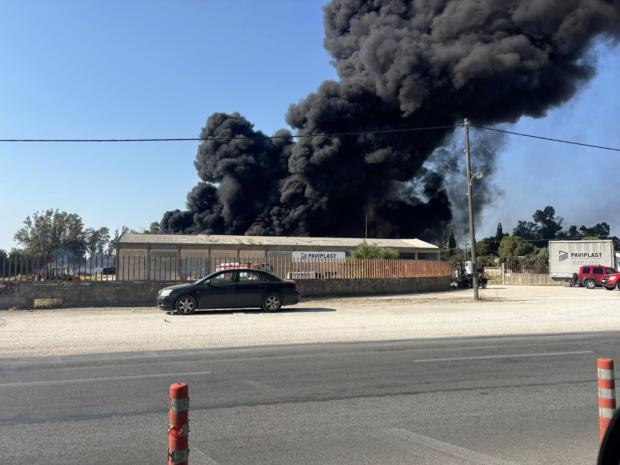 Πυρκαγιά σε αύλειο χώρο εργοστασίου στο Γομοστό Δυτικής Αχαΐας