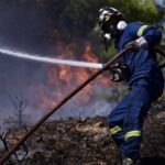 Μια γυναίκα στην Τρίπολη έβαζε φωτιές γιατί της «άρεσε να βλέπει τους πυροσβέστες»