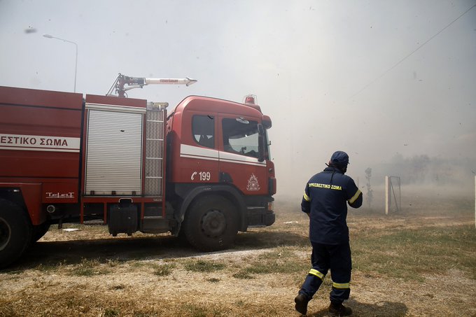 Σύλληψη για εμπρησμό από πρόθεση και κατ’ εξακολούθηση στα Γλυκά Νερά Αττικής