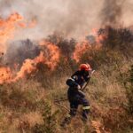 Χειρουργήθηκε ο πυροσβέστης που τραυματίστηκε στη φωτιά στην Ηλεία