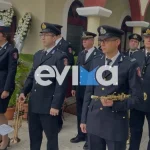 Εύβοια: Θρήνος στην κηδεία του 54χρονου πυροσβέστη που σκοτώθηκε από ανατροπή οχήματος