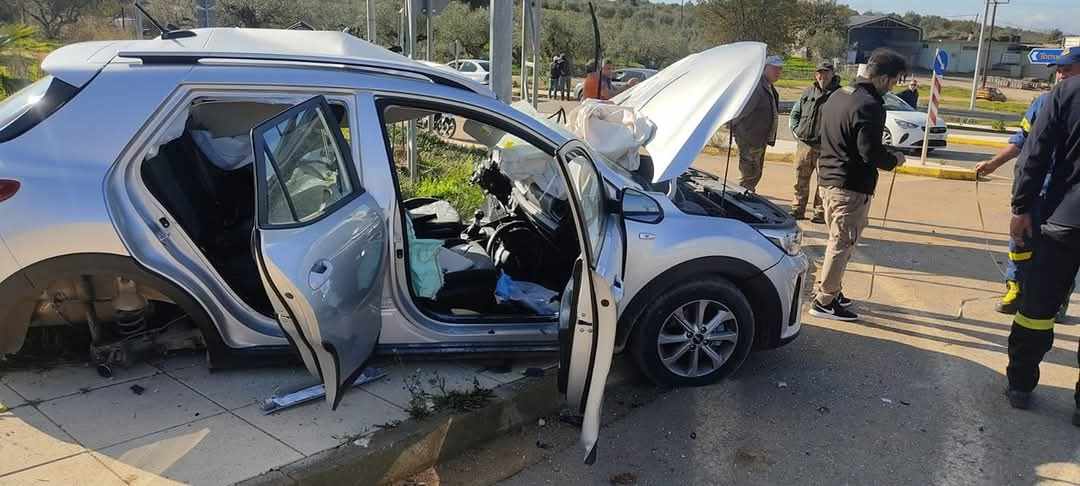 Χωρίς αισθήσεις ανασύρθηκε άνδρα έπειτα από τροχαίο στην Γλυφάδας Μεσσηνίας