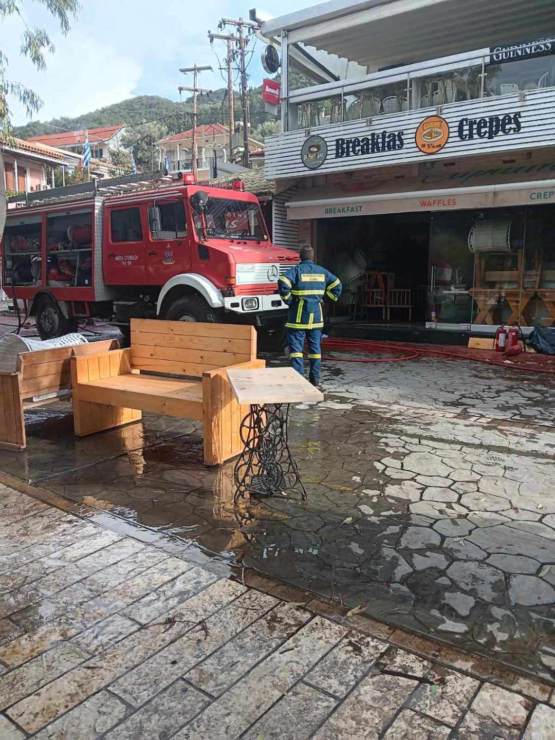 Πυρκαγιά σε χώρο εστίασης στην Βασιλικής Λευκάδας