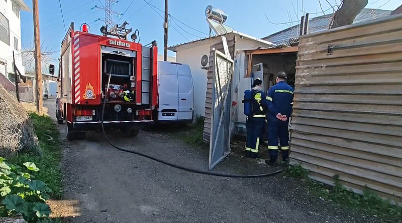 Πυρκαγιά σε οικία στη Ριζούπολη - Χωρίς τις αισθήσεις της απεγκλωβίστηκε ηλικιωμένη