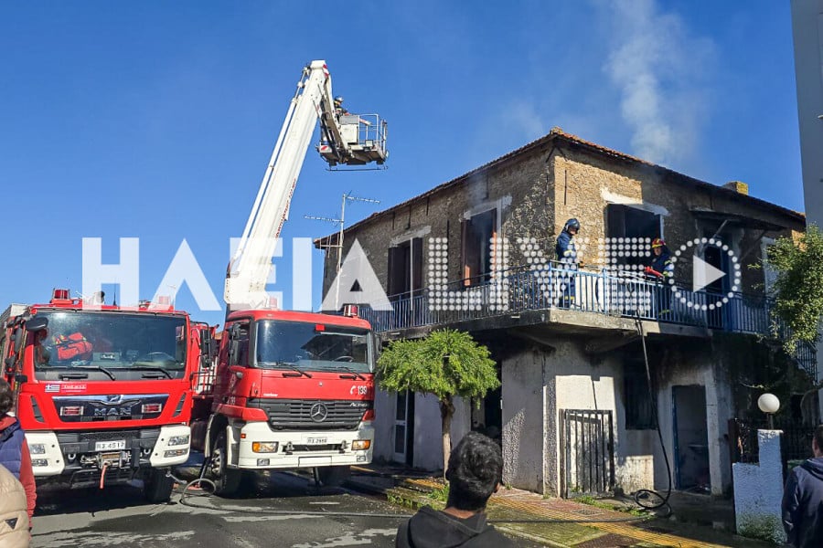 Πυρκαγιά σε διπλοκατοικία στη Γαστούνη Ηλείας