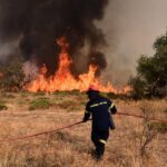 Πυρκαγιά σε αγροτοδασική έκταση στην περιοχή Μποζικάς Κορινθίας