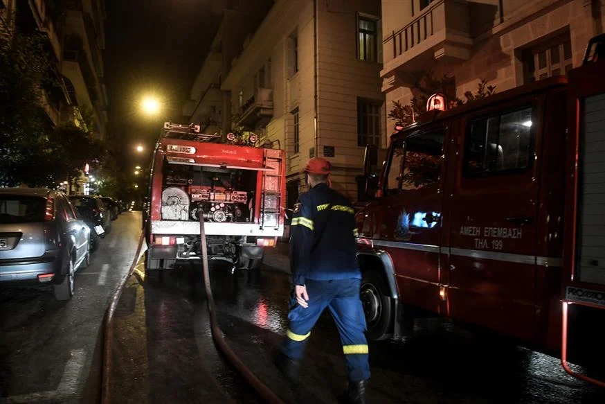 Πυρκαγιά σε υπόγειο διαμέρισμα επί της οδού Ξανθίππης στην Αθήνα