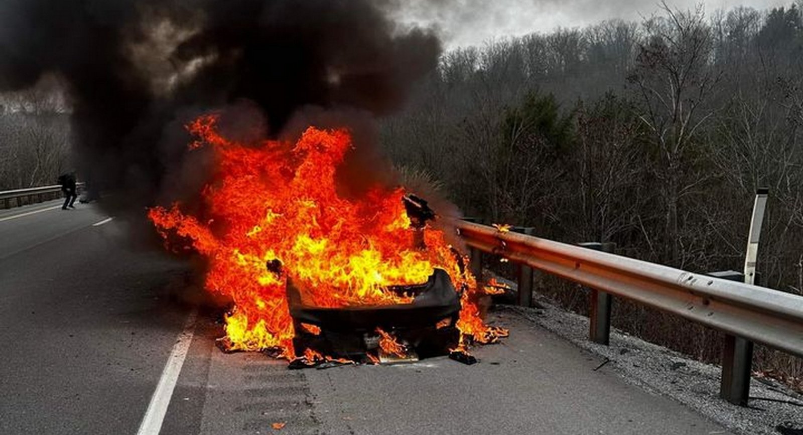 Πυρκαγιά σε Ι.Χ όχημα στην περιοχή Ορεινή Σερρών